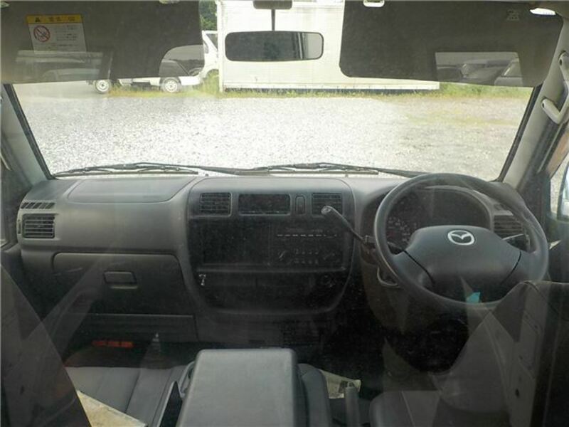 BONGO VAN