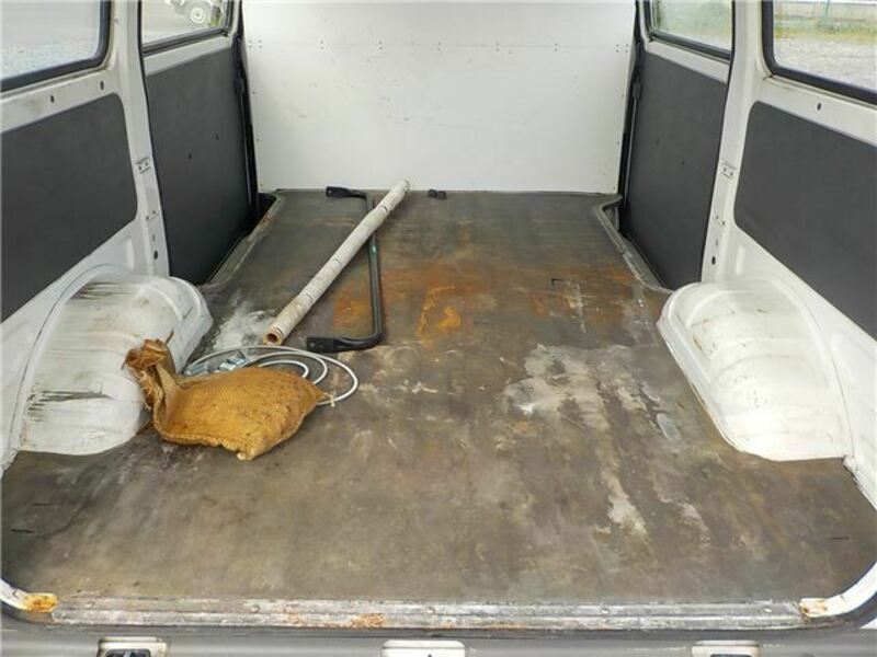 BONGO VAN