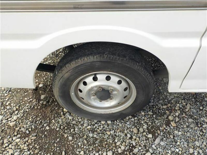 BONGO VAN