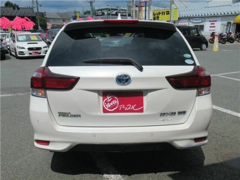 COROLLA FIELDER