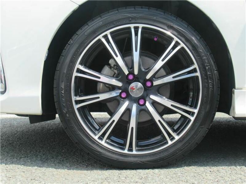 COROLLA FIELDER