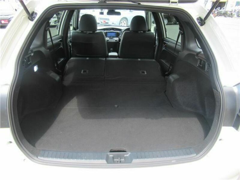 COROLLA FIELDER