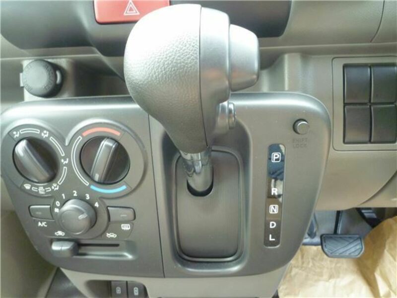 CLIPPER VAN