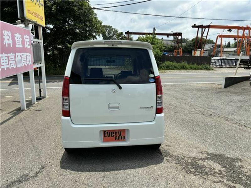 WAGON R