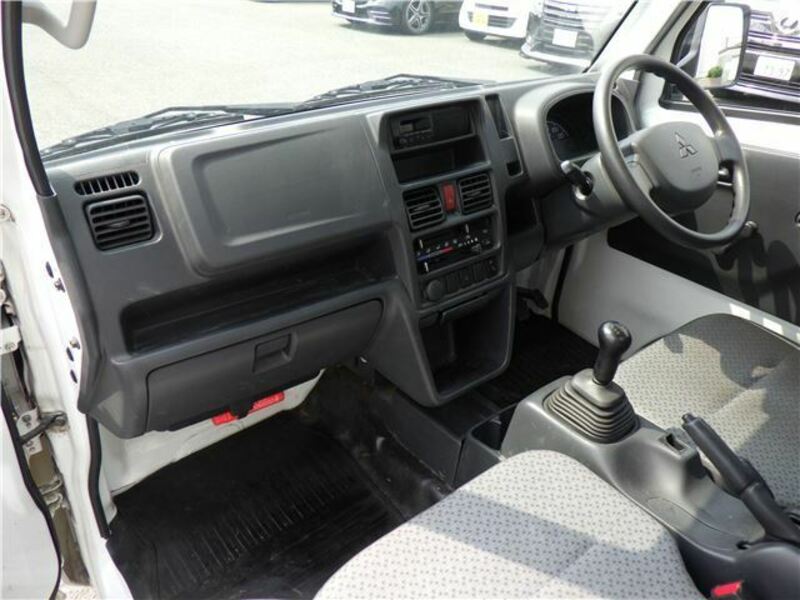 MINICAB TRUCK