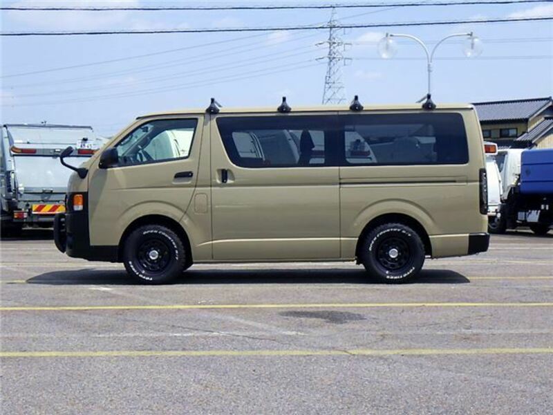 HIACE VAN