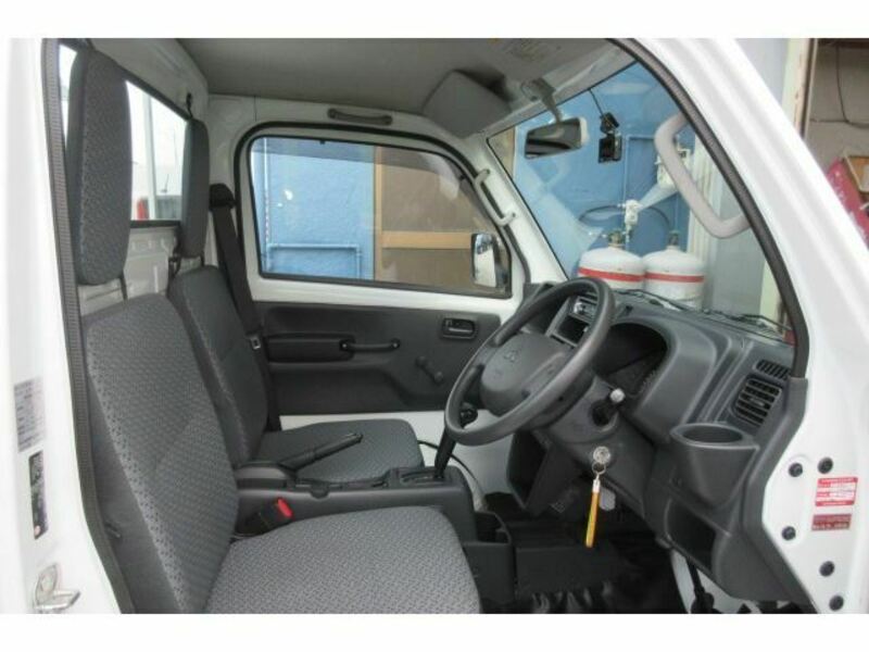 MINICAB TRUCK