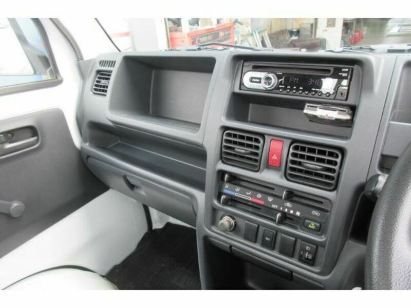 MINICAB TRUCK