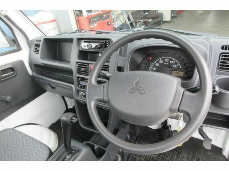 MINICAB TRUCK