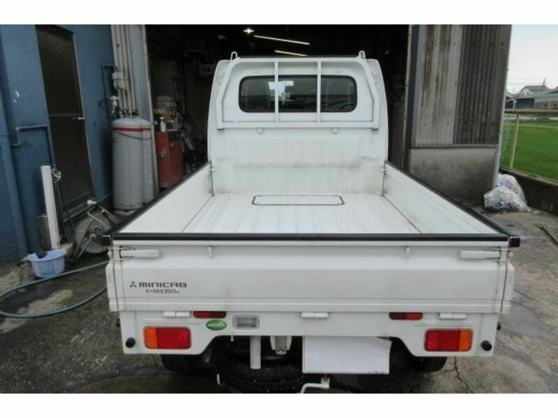 MINICAB TRUCK
