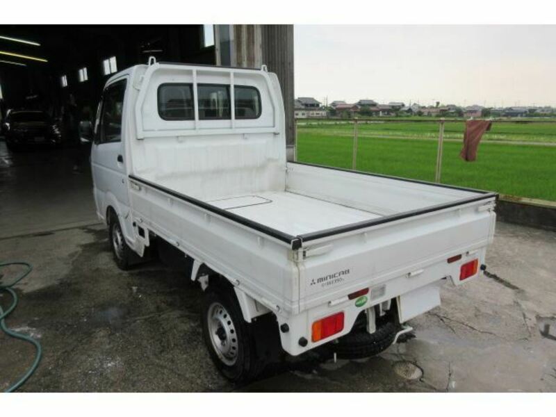 MINICAB TRUCK