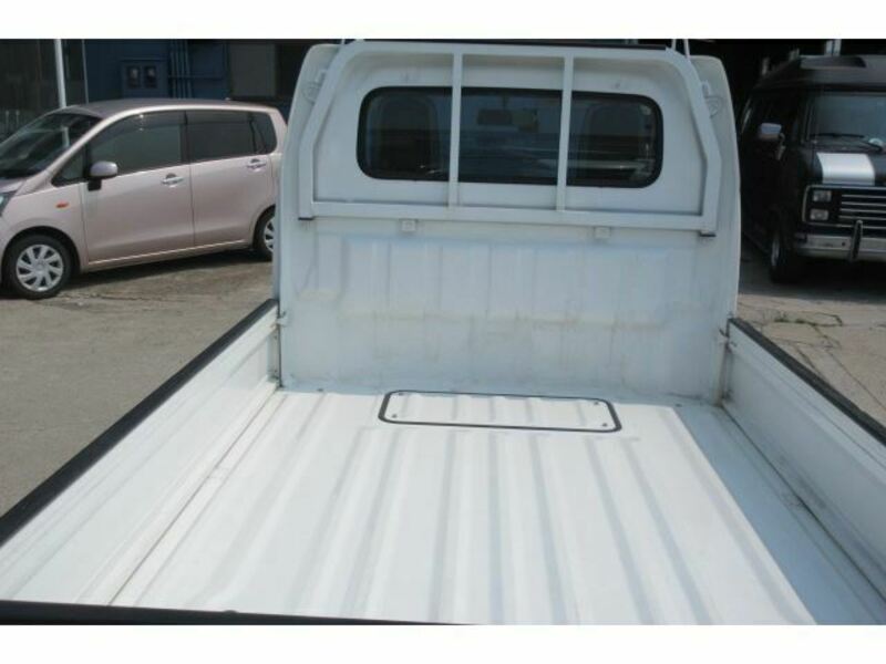 MINICAB TRUCK