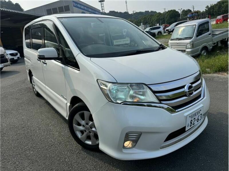 NISSAN SERENA
