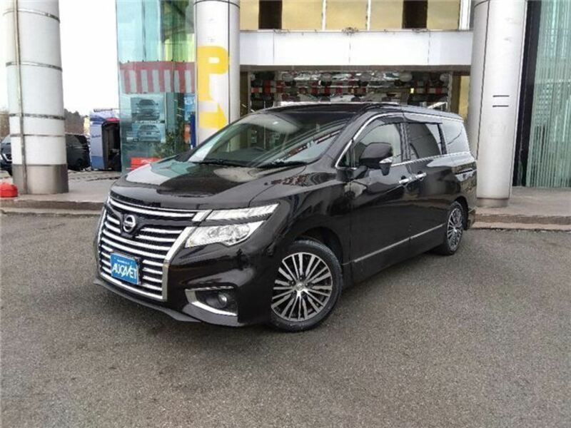 NISSAN ELGRAND