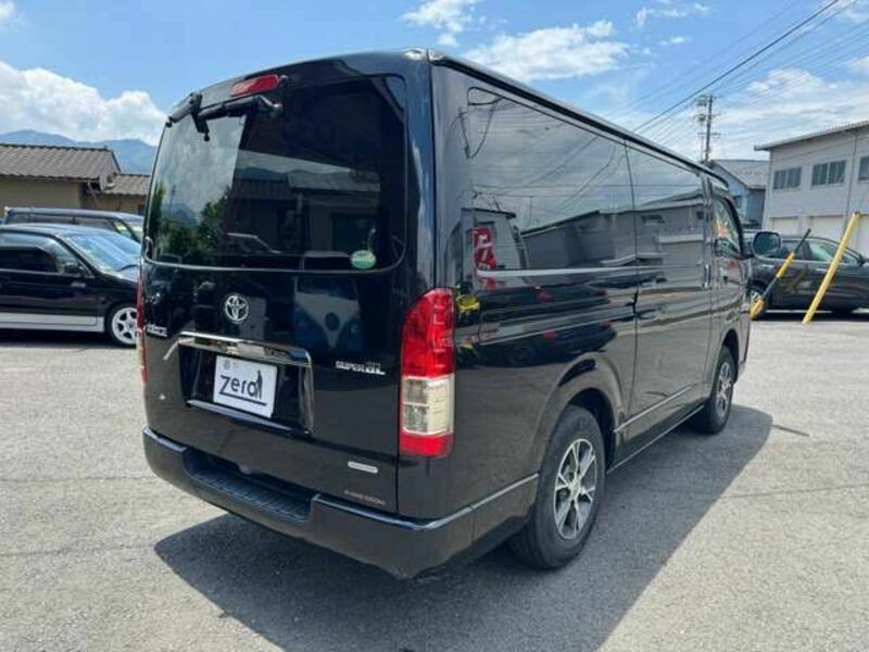 HIACE VAN
