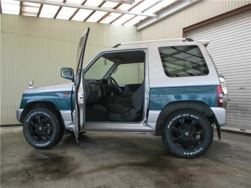 PAJERO MINI