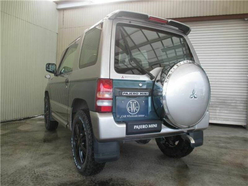 PAJERO MINI