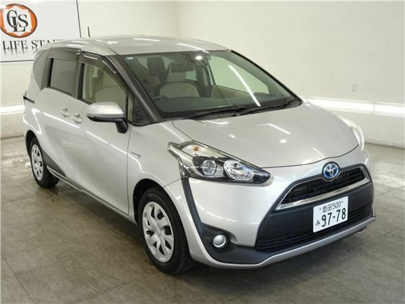 TOYOTA SIENTA