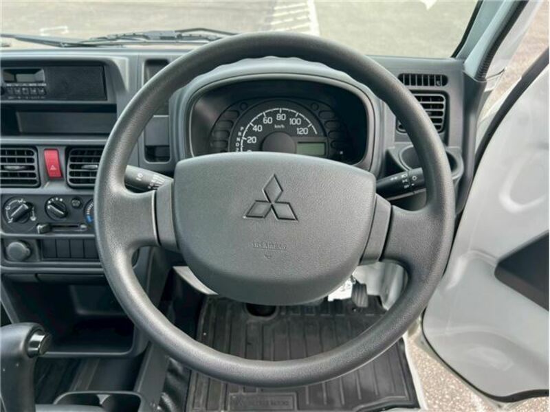 MINICAB TRUCK