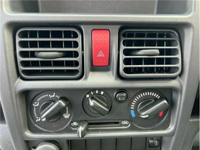 MINICAB TRUCK