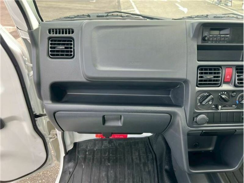 MINICAB TRUCK
