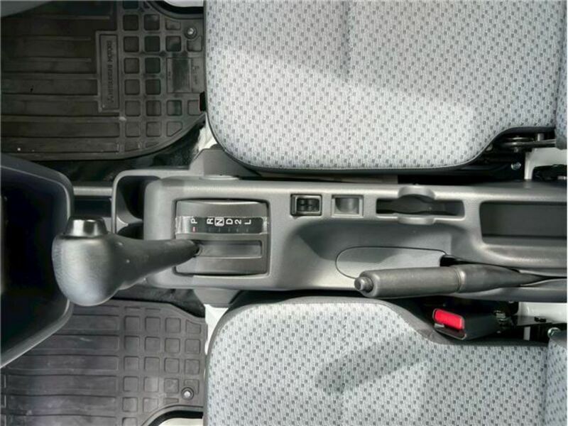 MINICAB TRUCK