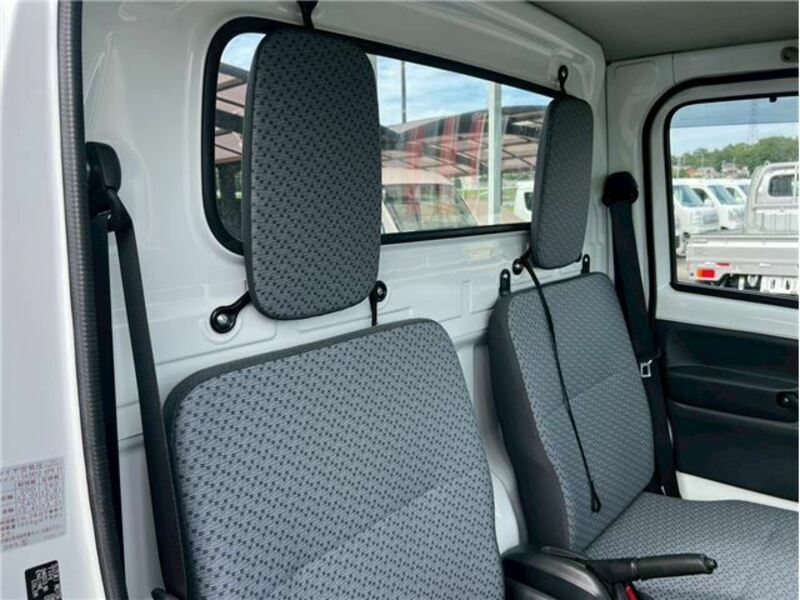MINICAB TRUCK
