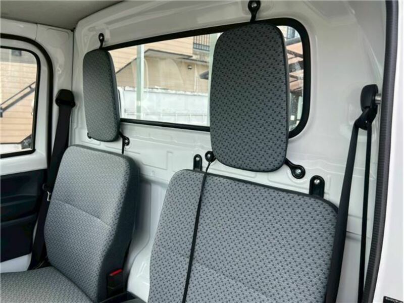 MINICAB TRUCK
