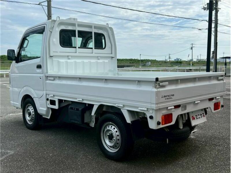 MINICAB TRUCK