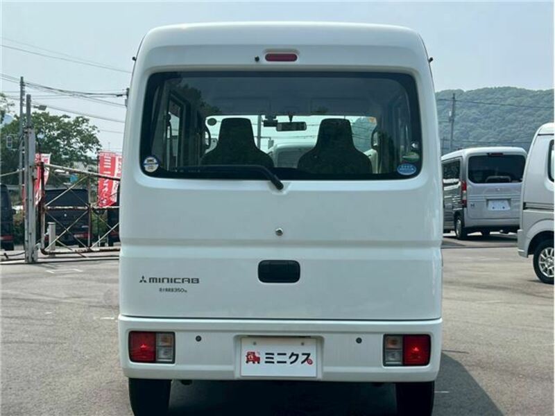 MINICAB VAN