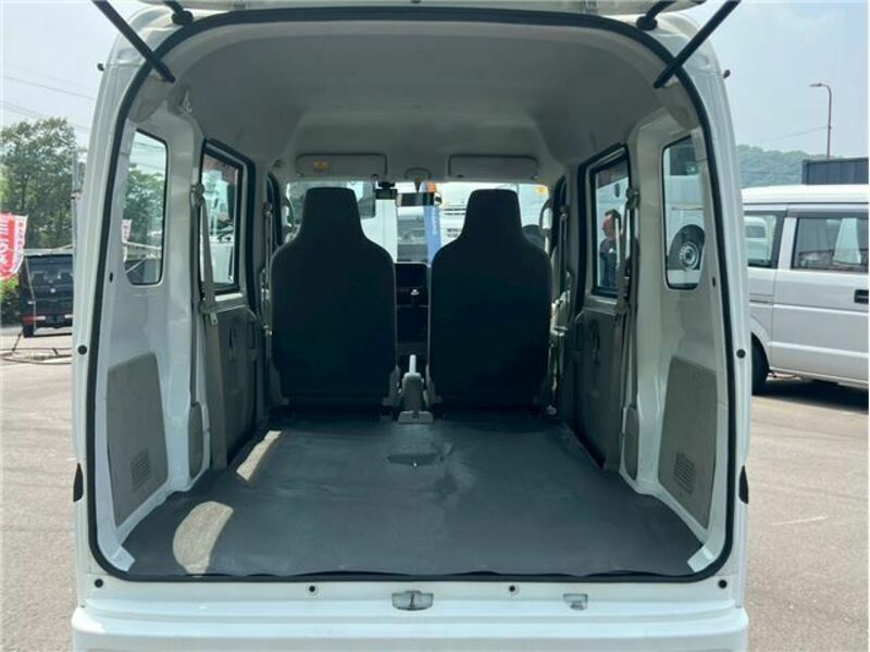 MINICAB VAN