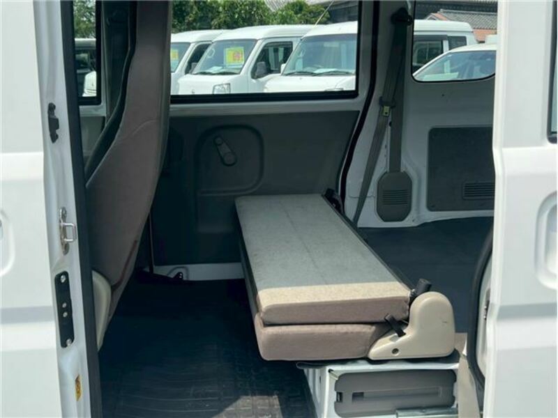 MINICAB VAN