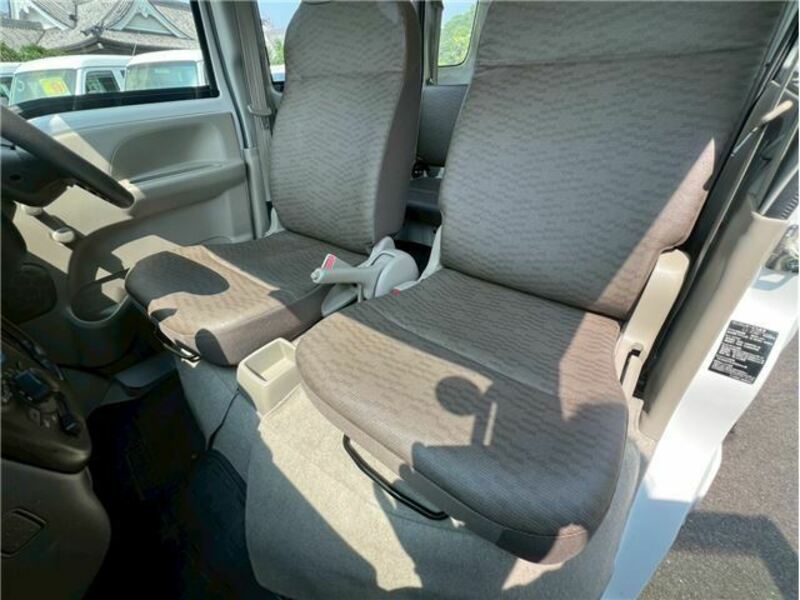 MINICAB VAN