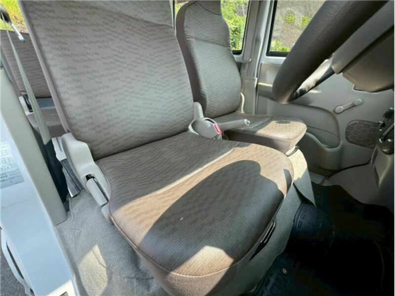 MINICAB VAN