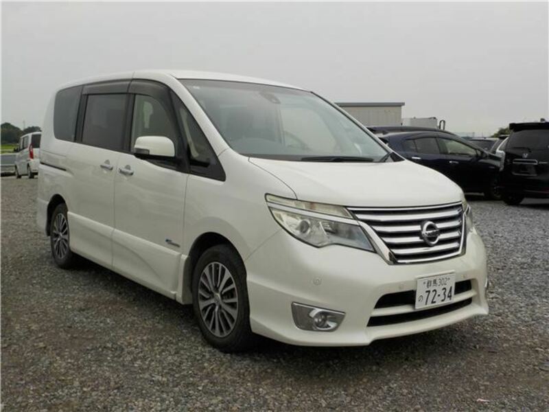 NISSAN SERENA