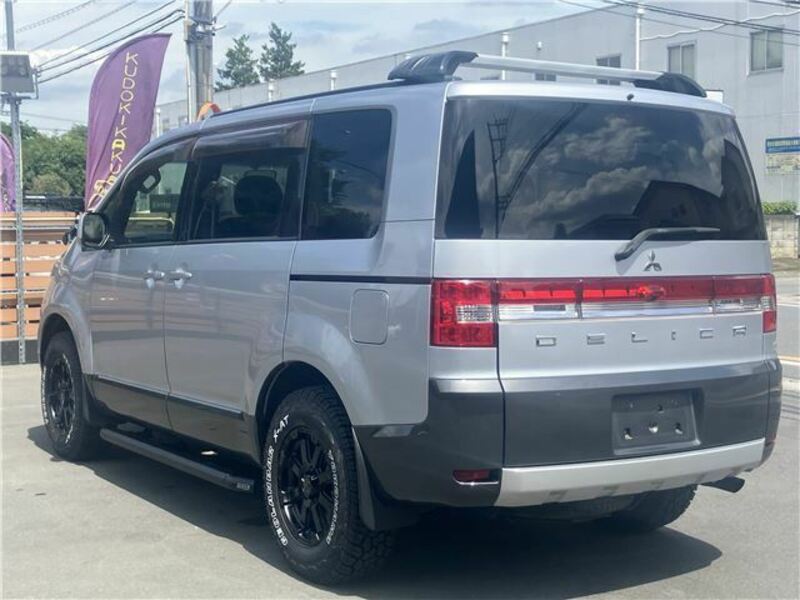 DELICA D5