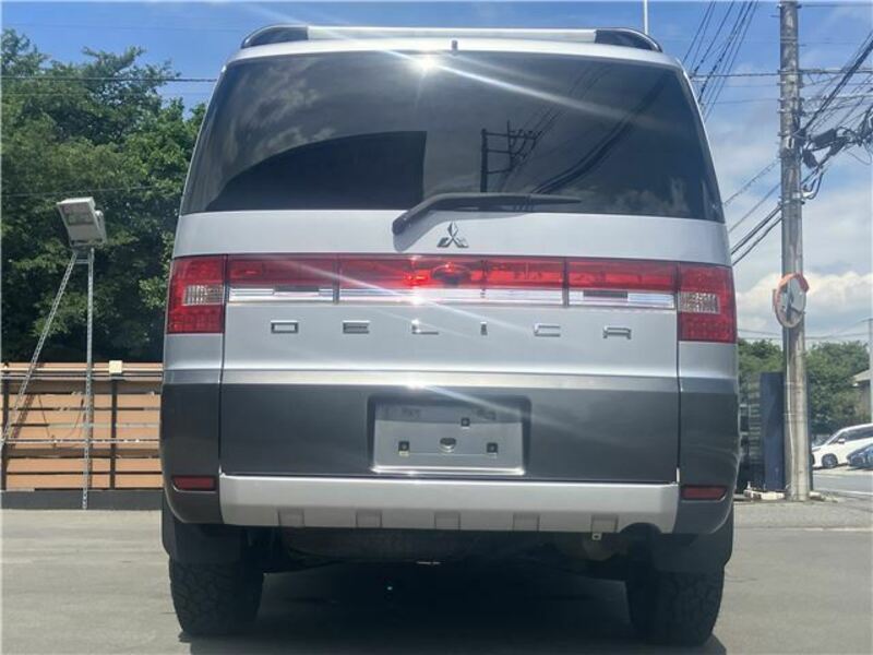 DELICA D5