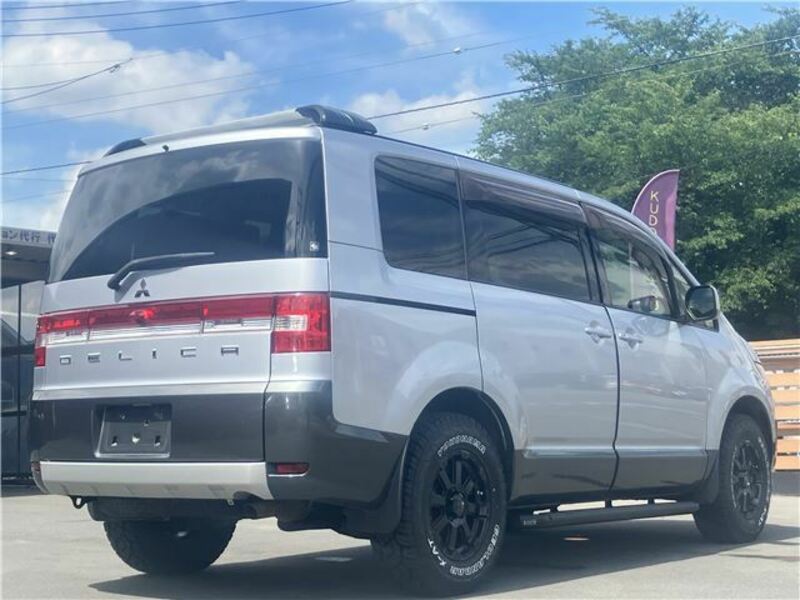 DELICA D5