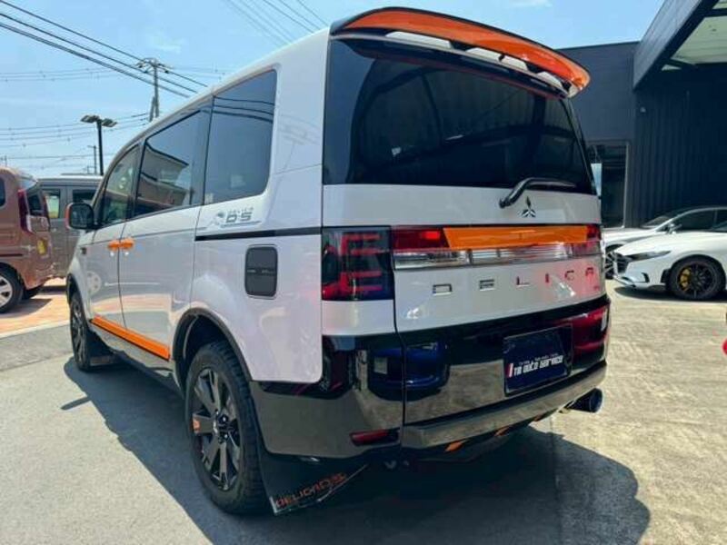 DELICA D5