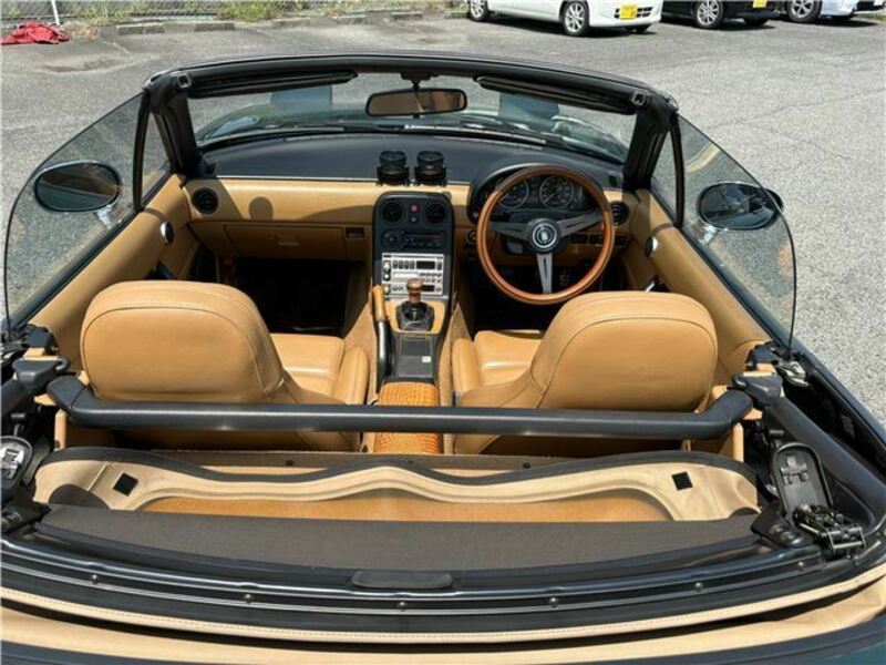 EUNOS ROADSTER