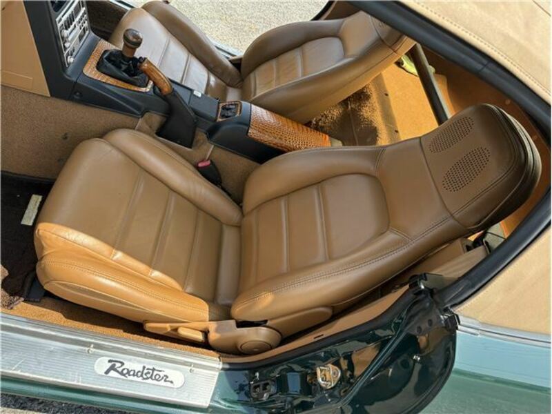 EUNOS ROADSTER