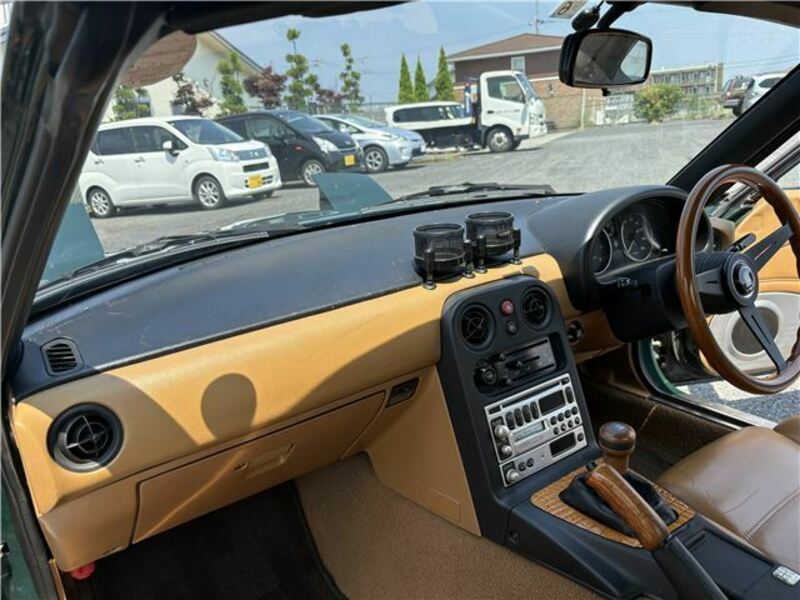 EUNOS ROADSTER