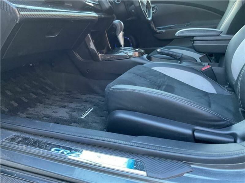 CR-Z