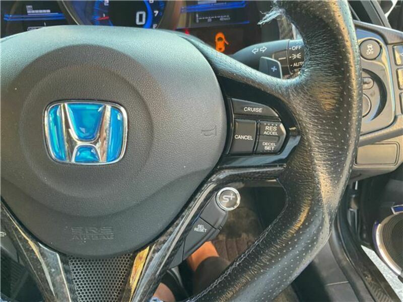 CR-Z