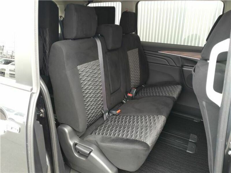 DELICA D5