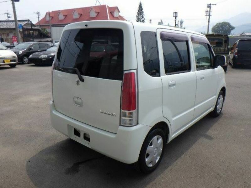 WAGON R