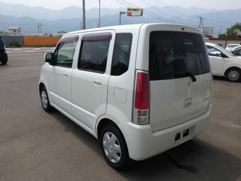 WAGON R