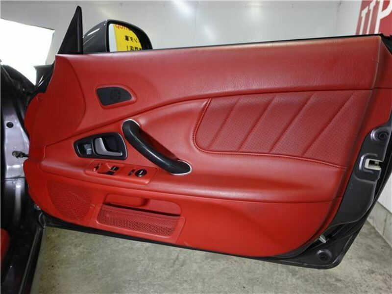 S2000