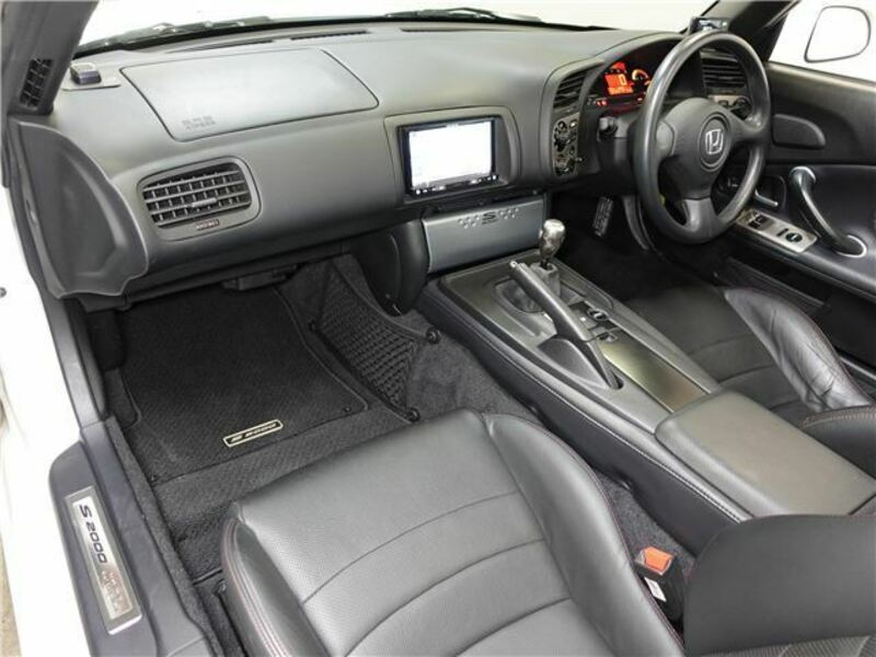 S2000