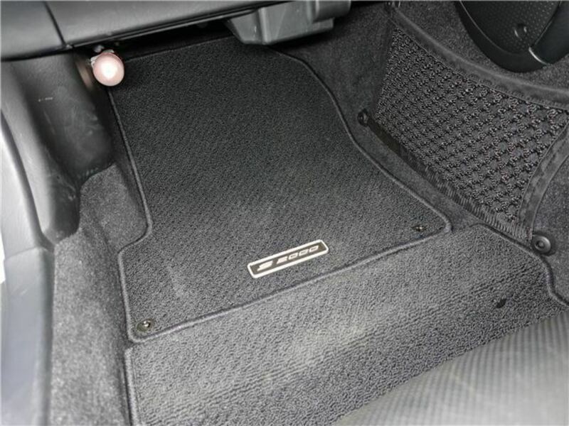 S2000